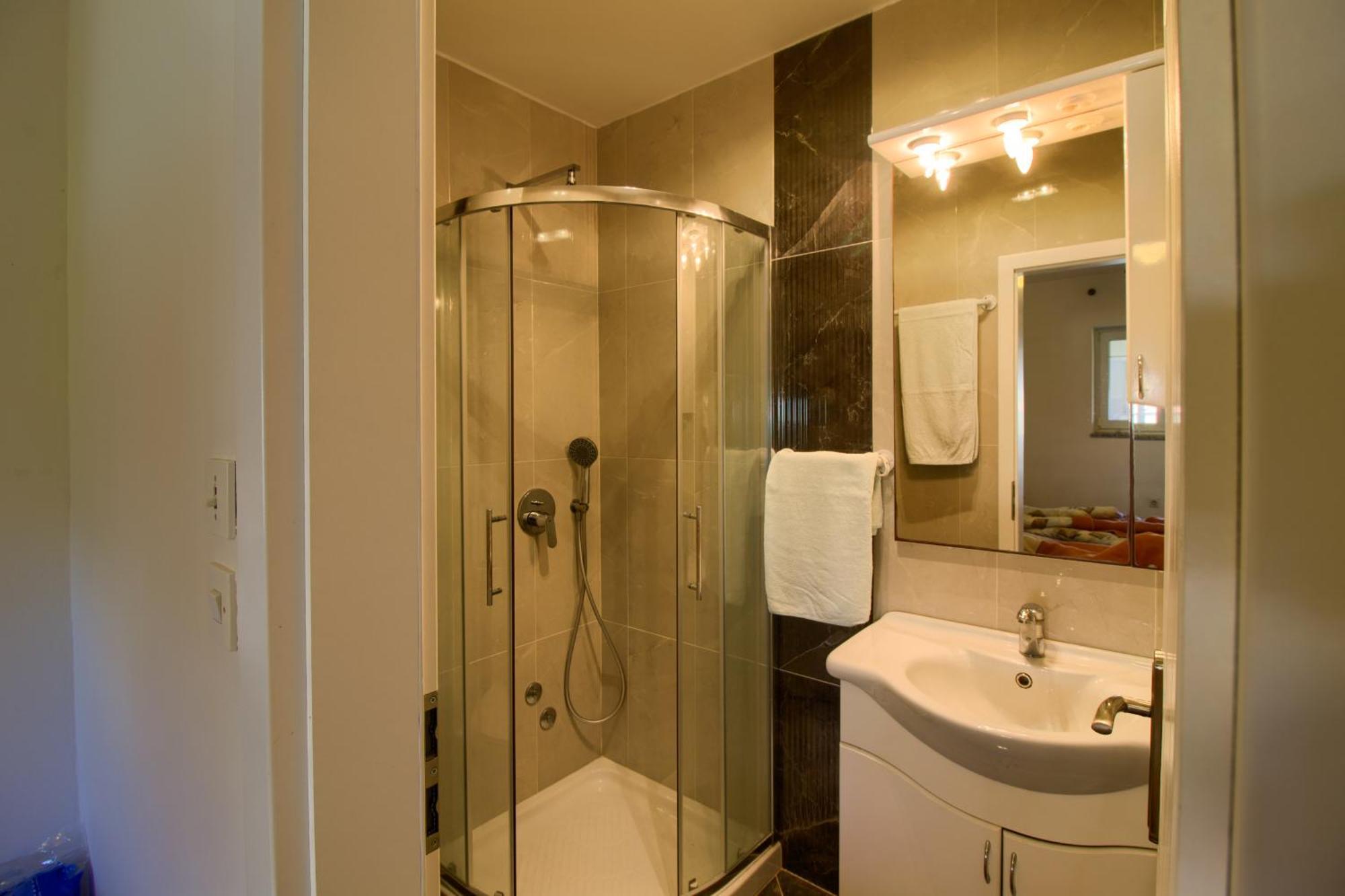Apartments Sosic II Ровинь Экстерьер фото